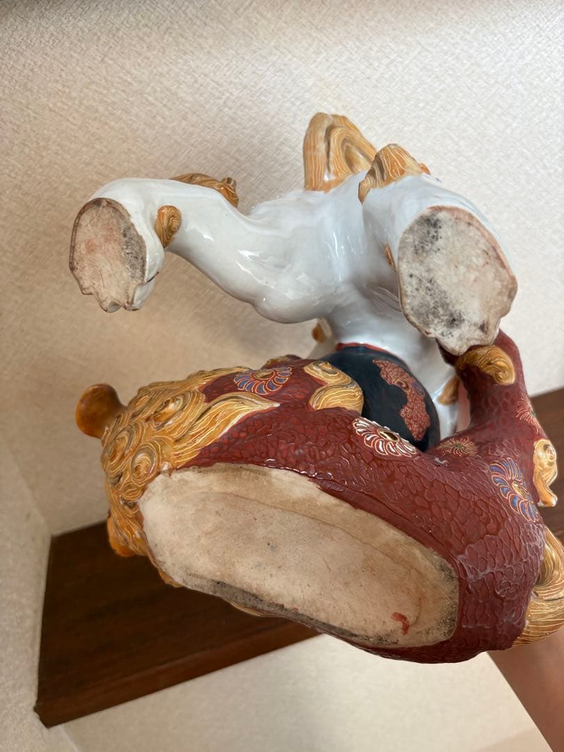 じゃれあい 玉乗り獅子 置物