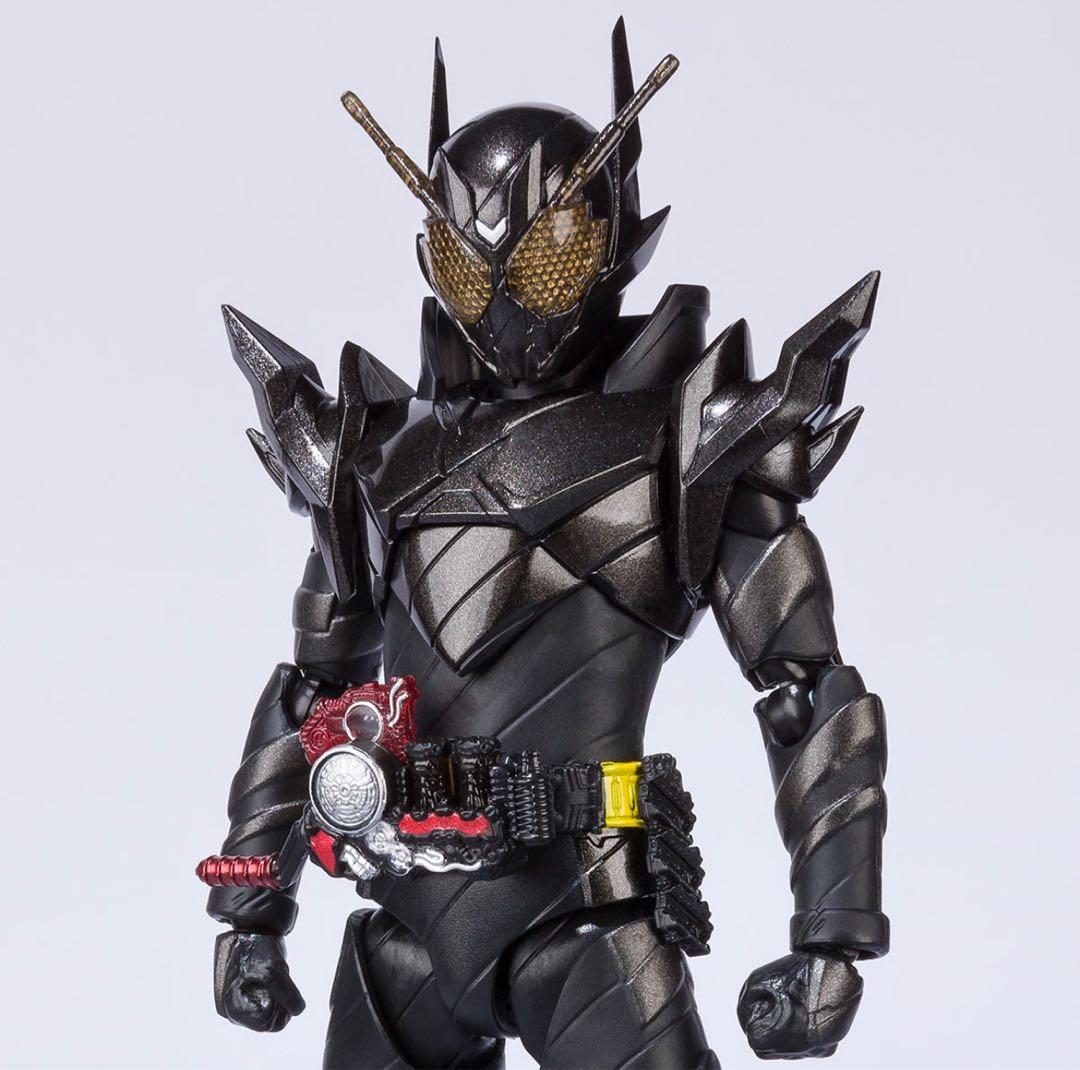 S.H.Figuarts 仮面ライダーメタルビルド　仮面ライダーグリスブリザード