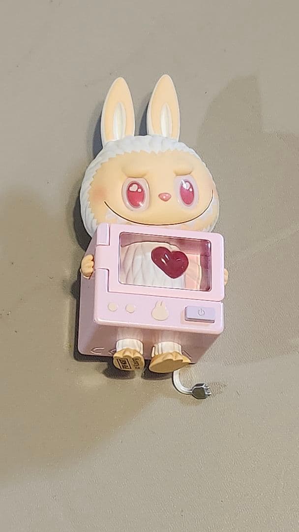 ポップマート★ラブブLABUBU ★ フィギュア【シークレット】 POP MART（ポップマート） LABUBU ラブブ THE MONSTERS Almost Hidden