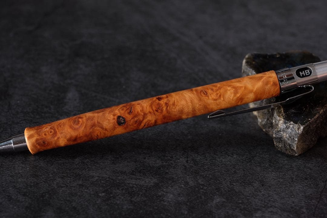 高村杢工房PG5木軸カスタムシャープペンシル0078 花梨瘤 - メルカリ