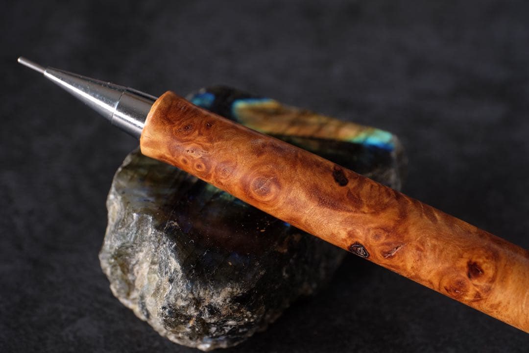 高村杢工房PG5木軸カスタムシャープペンシル0078 花梨瘤 - メルカリ