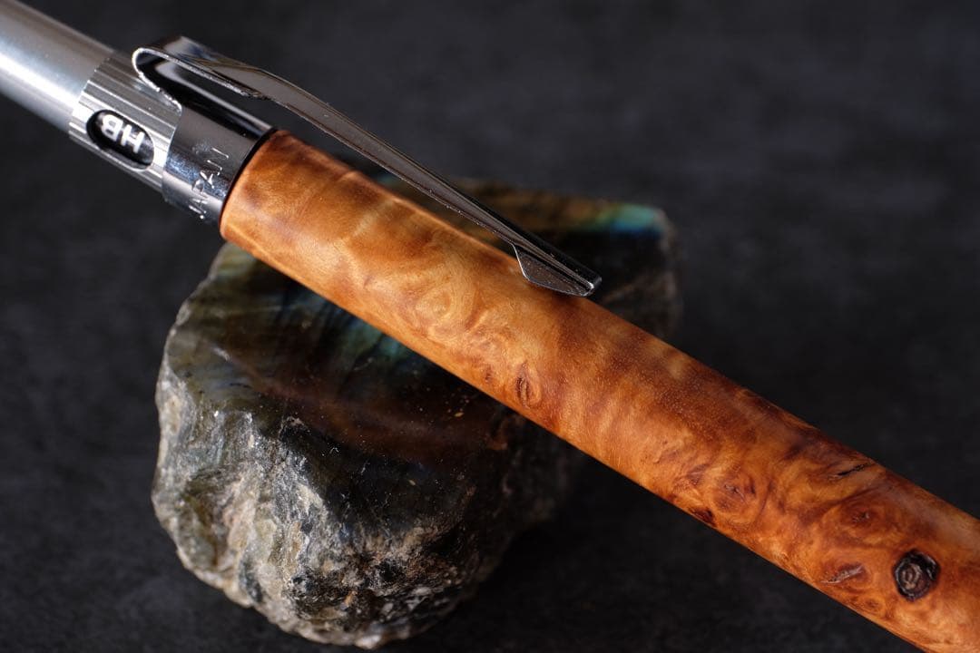 高村杢工房PG5木軸カスタムシャープペンシル0078 花梨瘤 - メルカリ