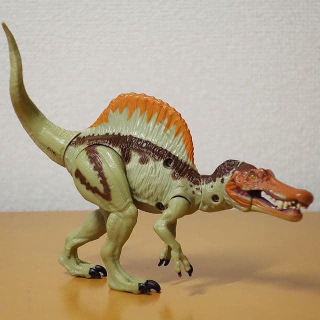 ジュラシックワールド　ティラノサウルス 未開封 スピノサウルスセット