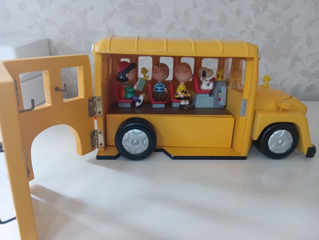 スヌーピー & ウッドストック スクールバス キーチェインボックス 加藤