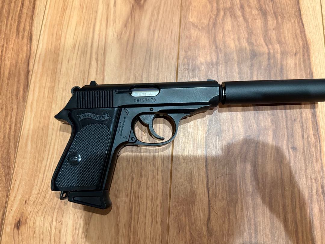 マルゼン　ワルサーPPK サイレンサー付カスタム