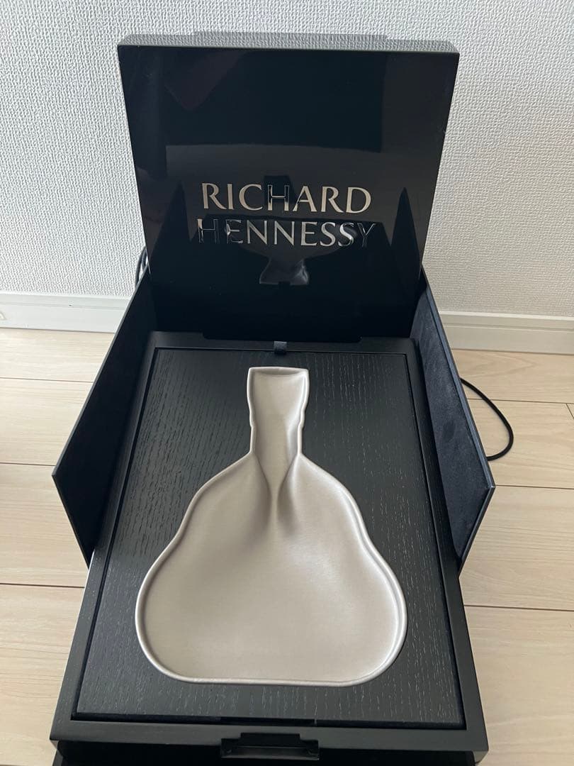 空箱] ヘネシーリシャール
