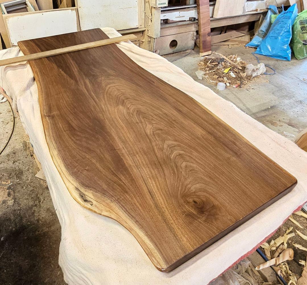 ブラックウォールナット　一枚板　ダイニング　テーブル　クラロウォールナット　人気