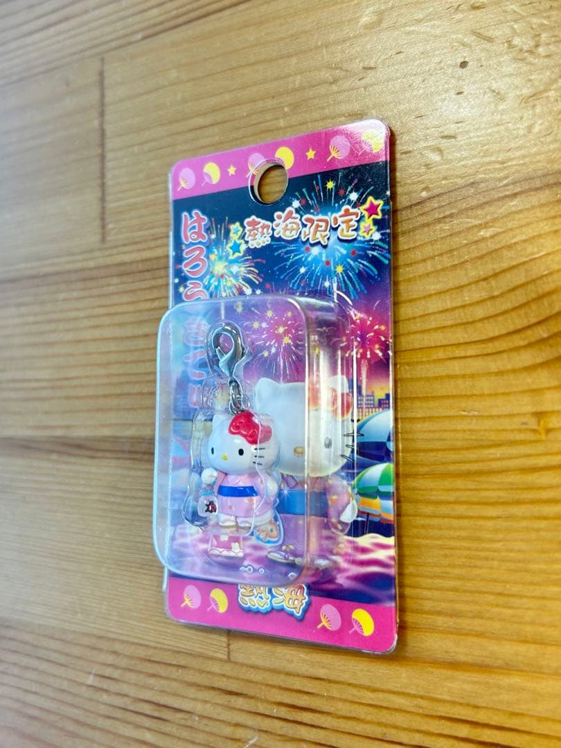 【レア】 ご当地キティ ファスナーマスコット 熱海 ピンク浴衣 金魚