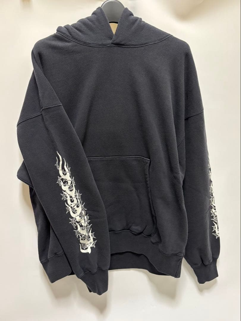 アンチドートバイヤーズクラブ　プルオーバーパーカー