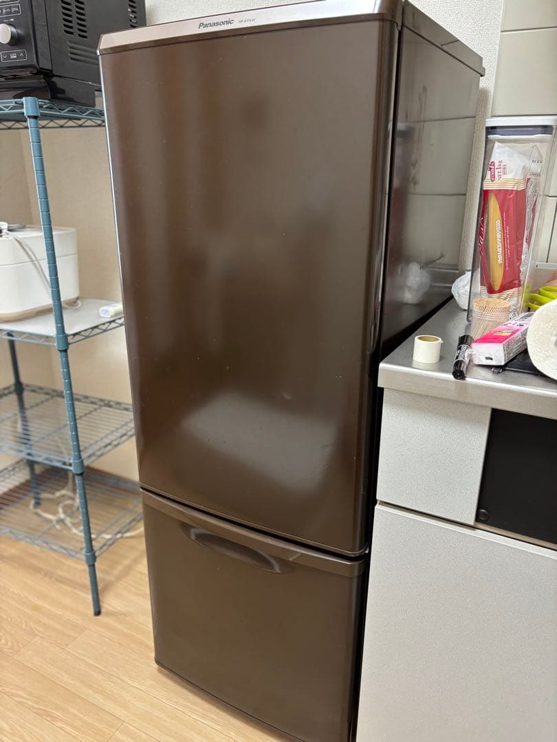 Panasonic 冷蔵庫 ブラウン Amazon.co.jp: Panasonic 2ドア冷蔵庫 138L ブラウン NR-B147W-T