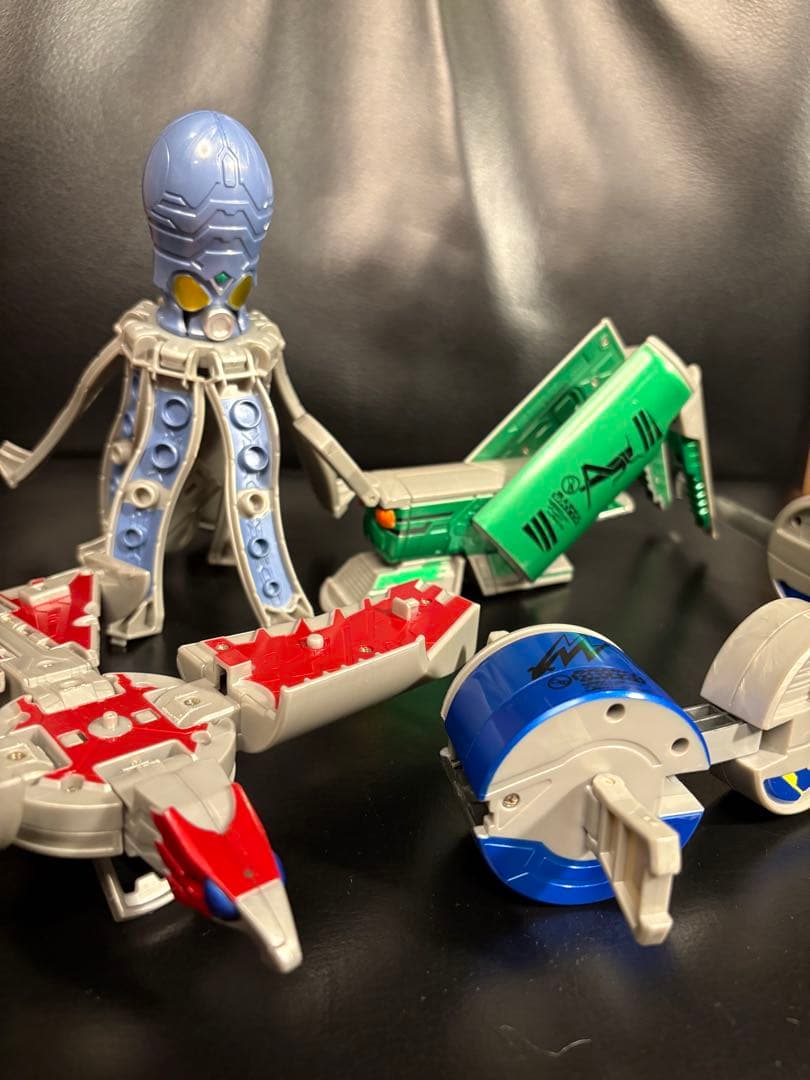 仮面ライダー オーズ　バイク　DXトライドペンダー　タコ、タカ、ウナギ、バッタ缶