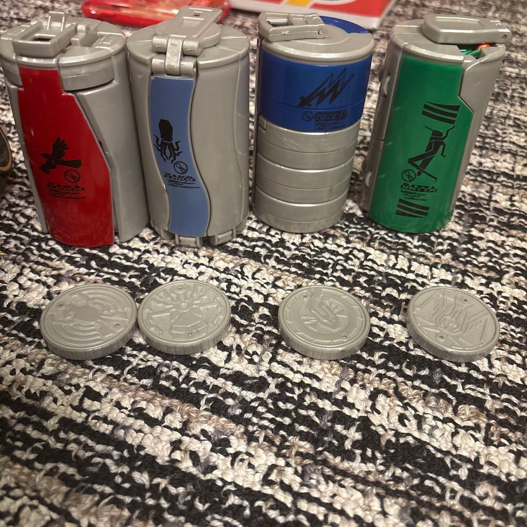 仮面ライダー オーズ　バイク　DXトライドペンダー　タコ、タカ、ウナギ、バッタ缶