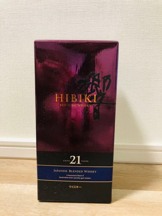さくやさん専用 サントリー響21年 サントリー 響 21年 43% 700ml 箱付