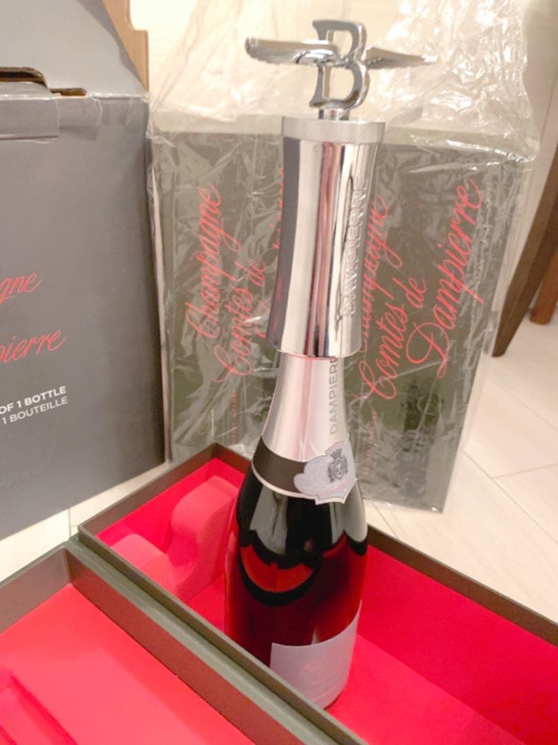 ベントレー 100周年アニバーサリー キュヴェ リミテッドエディション