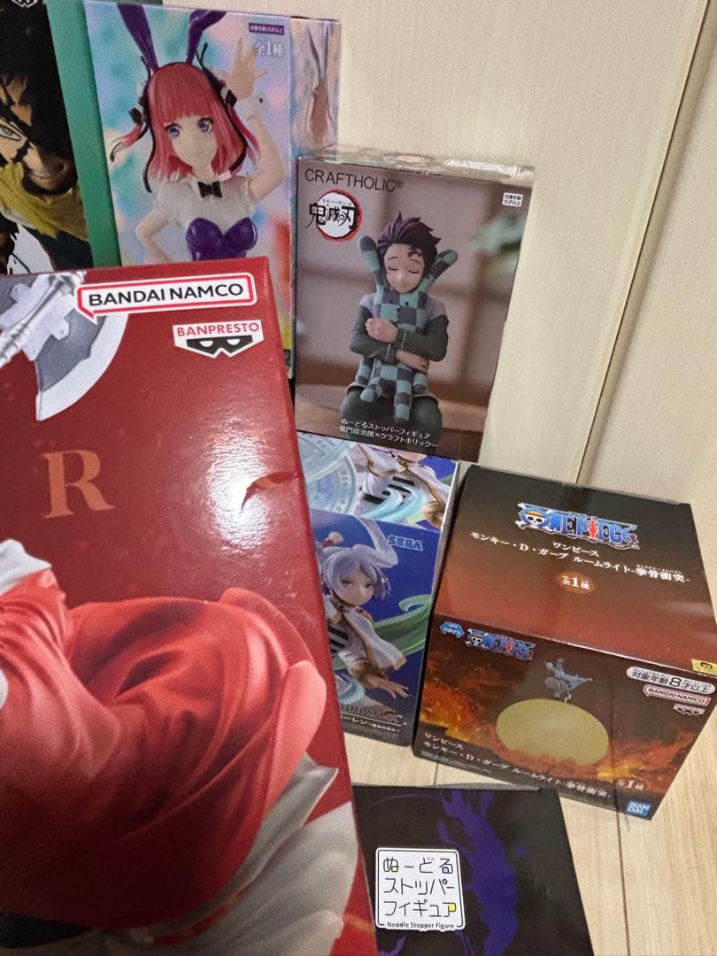 プライズ　フィギュア　まとめ売り　ワンピース　ヒロアカ　鬼滅の刃　チェンソーマン