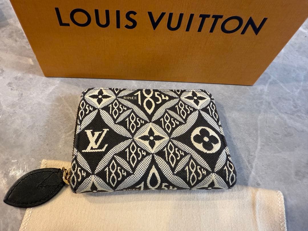 LOUIS VUITTON ケース モノグラム