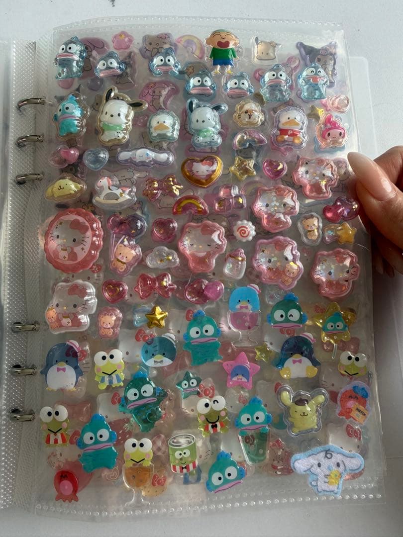 シール帳　正規品　新品　ボンボンドロップ　ラブブ　エスターバニーパワパフサンリオ