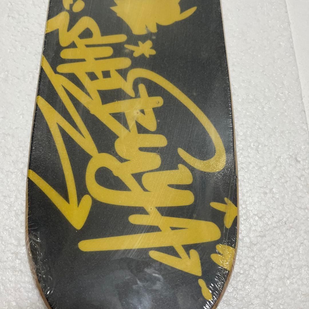 ポケモンセンター渋谷限定　スケートボード　ピカチュウ