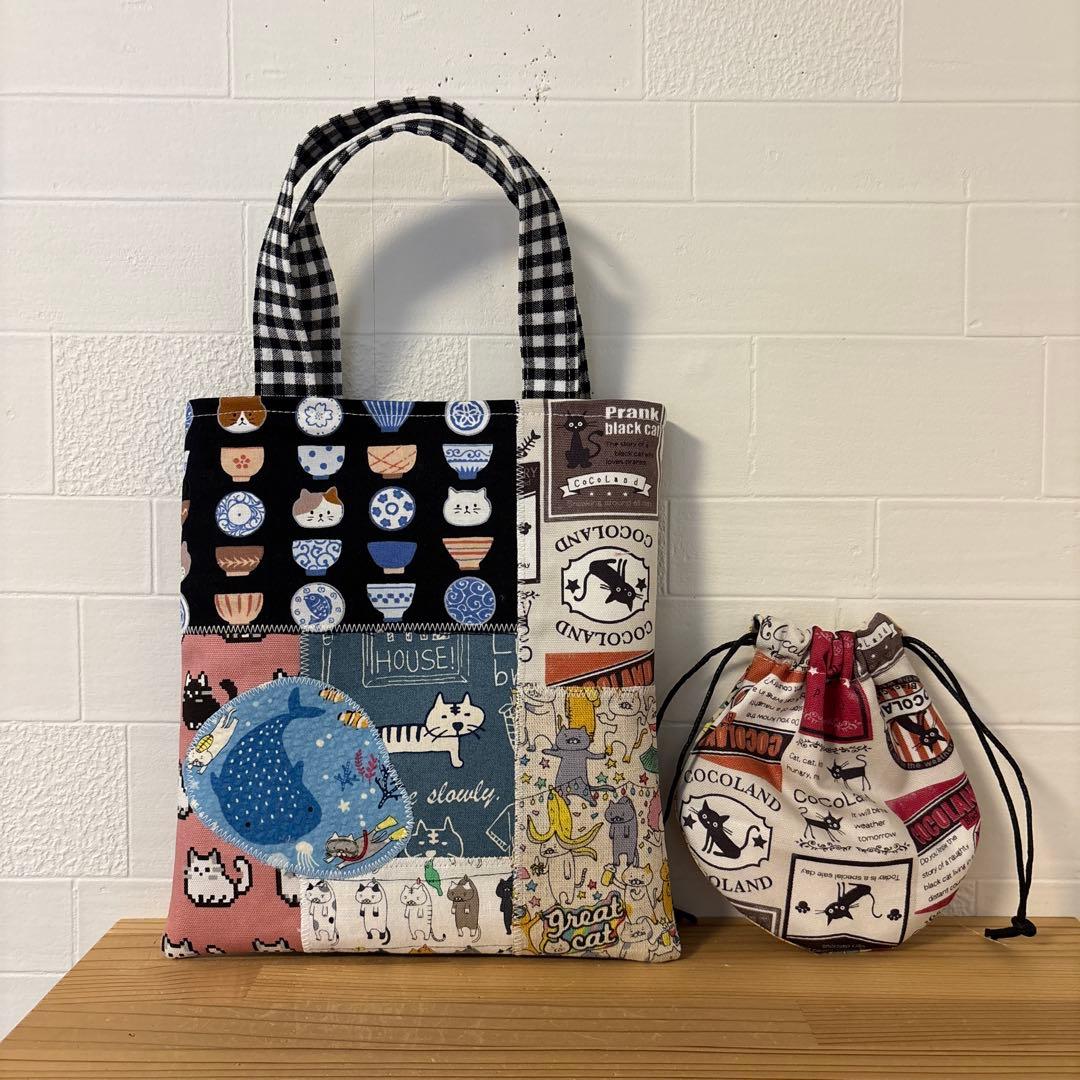 感謝価格　SALE 猫柄　巾着袋　人気　小物入れ　おやつ入れ　ハンドメイド