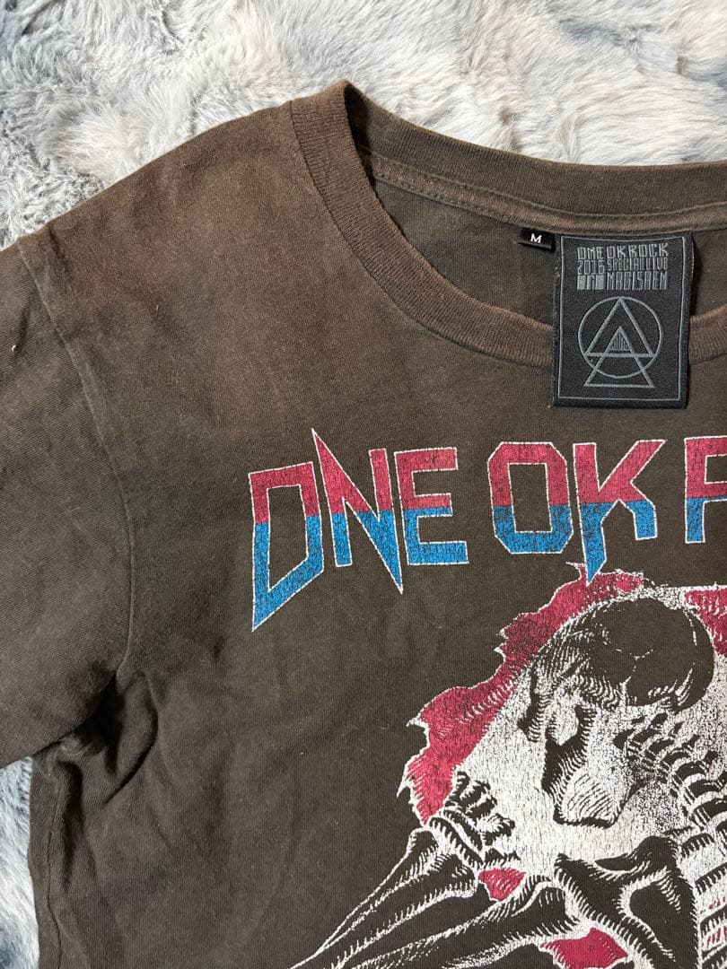ONE OK ROCK 渚園 ライブTシャツ ブラック スカル バンドT 古着 - メルカリ