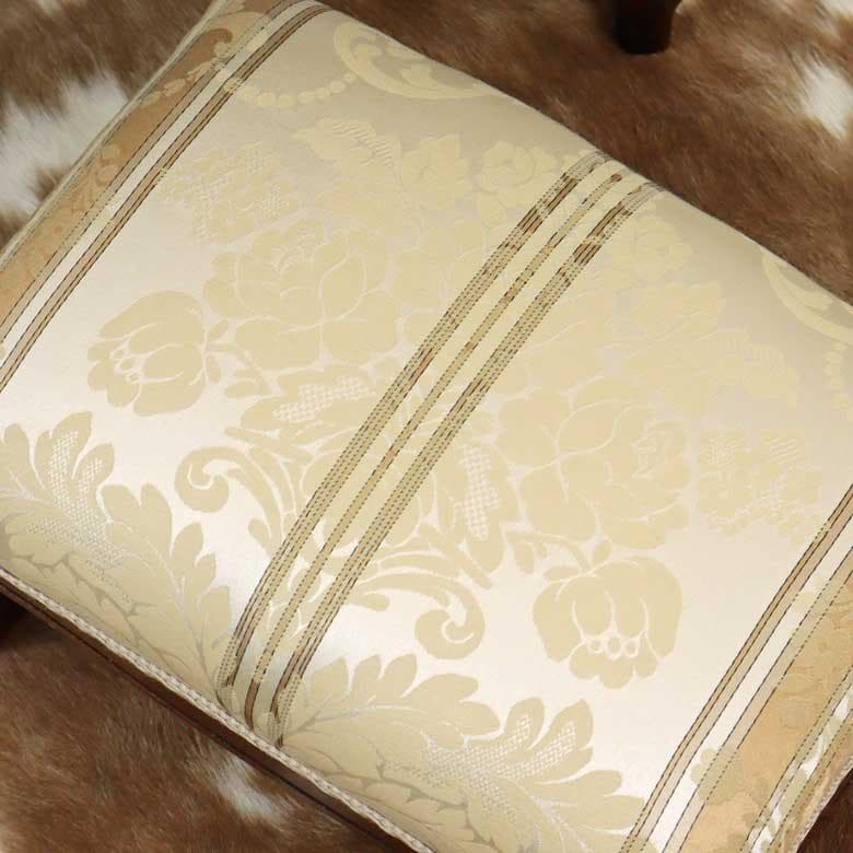 イタリア フットスツール 猫脚 ベージュ/ベニス 補助椅子 玄関用 完成品