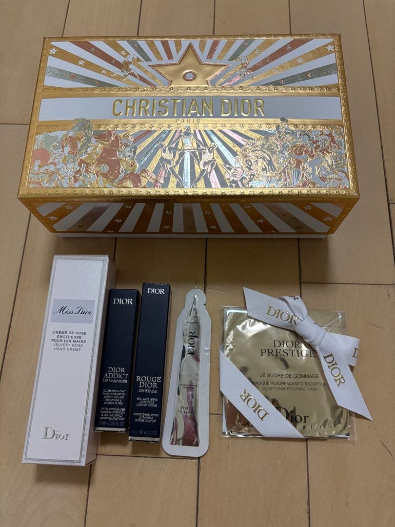 ミスディオール2025ホリデー ギフトセットハンドクリームリップグロス口紅