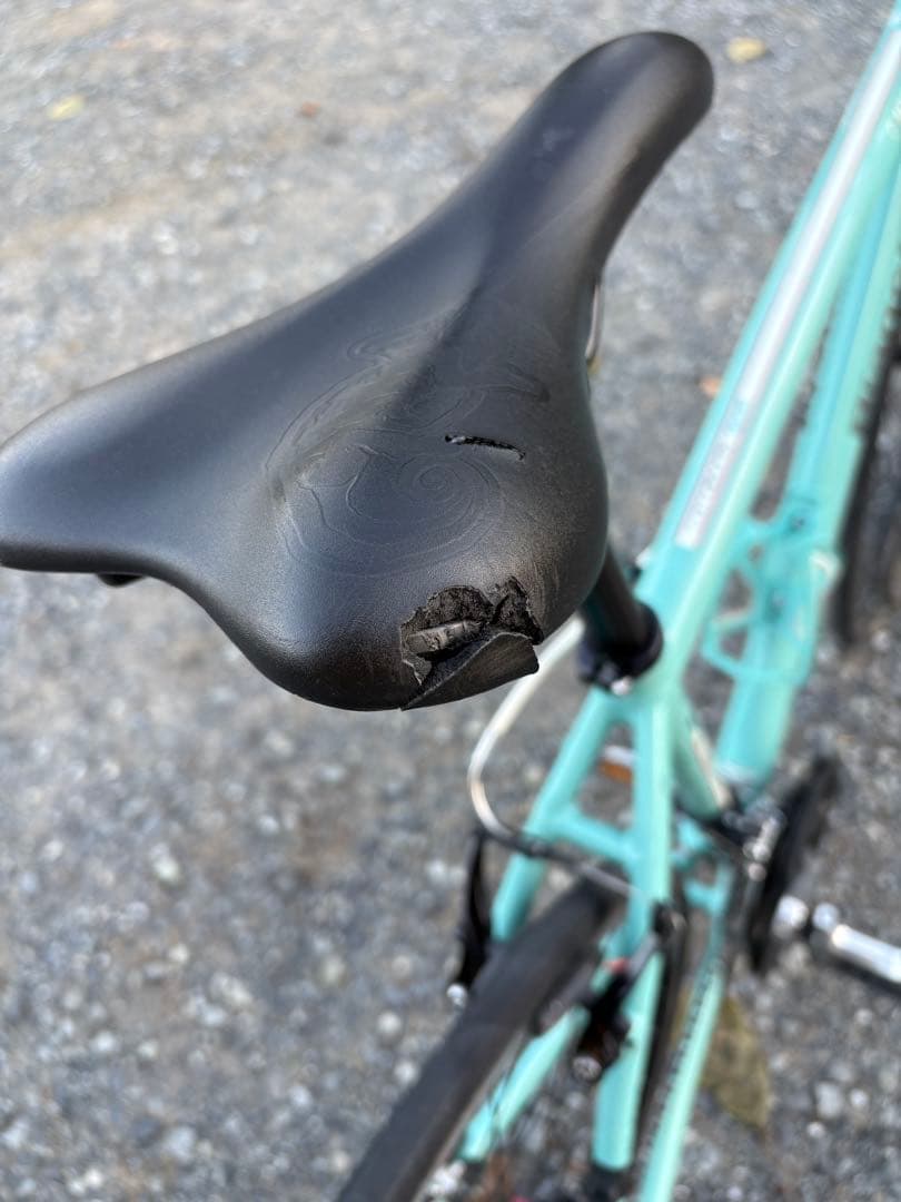 ビアンキ クロスバイク C・Sport 1 2015年モデル (手渡し限定)