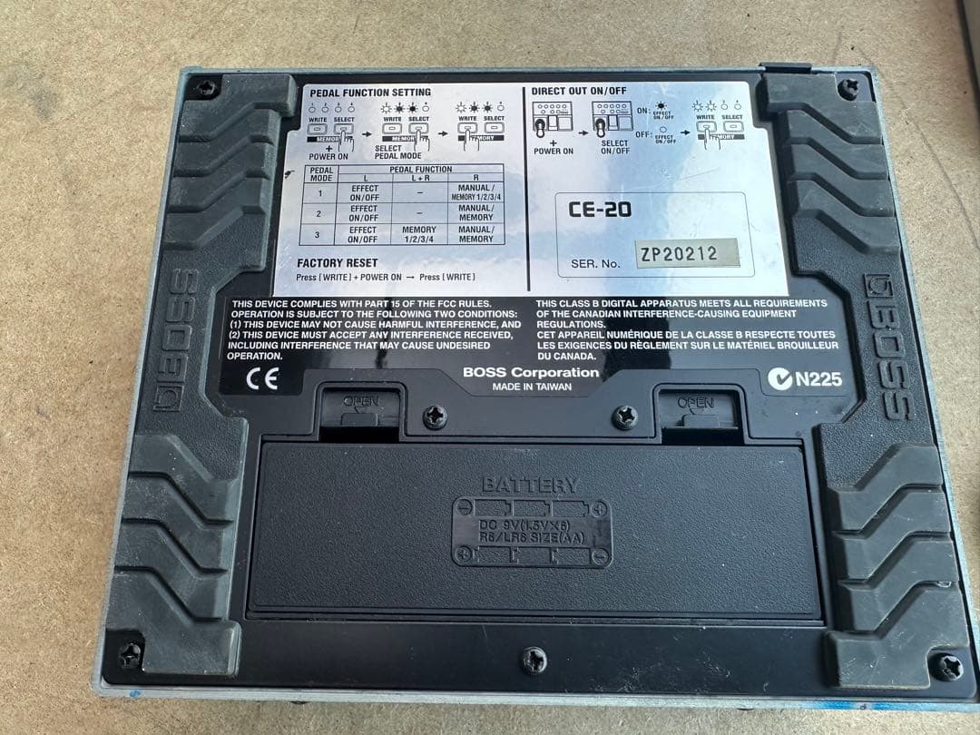ギター BOSS CE-20 Chorus Ensemble