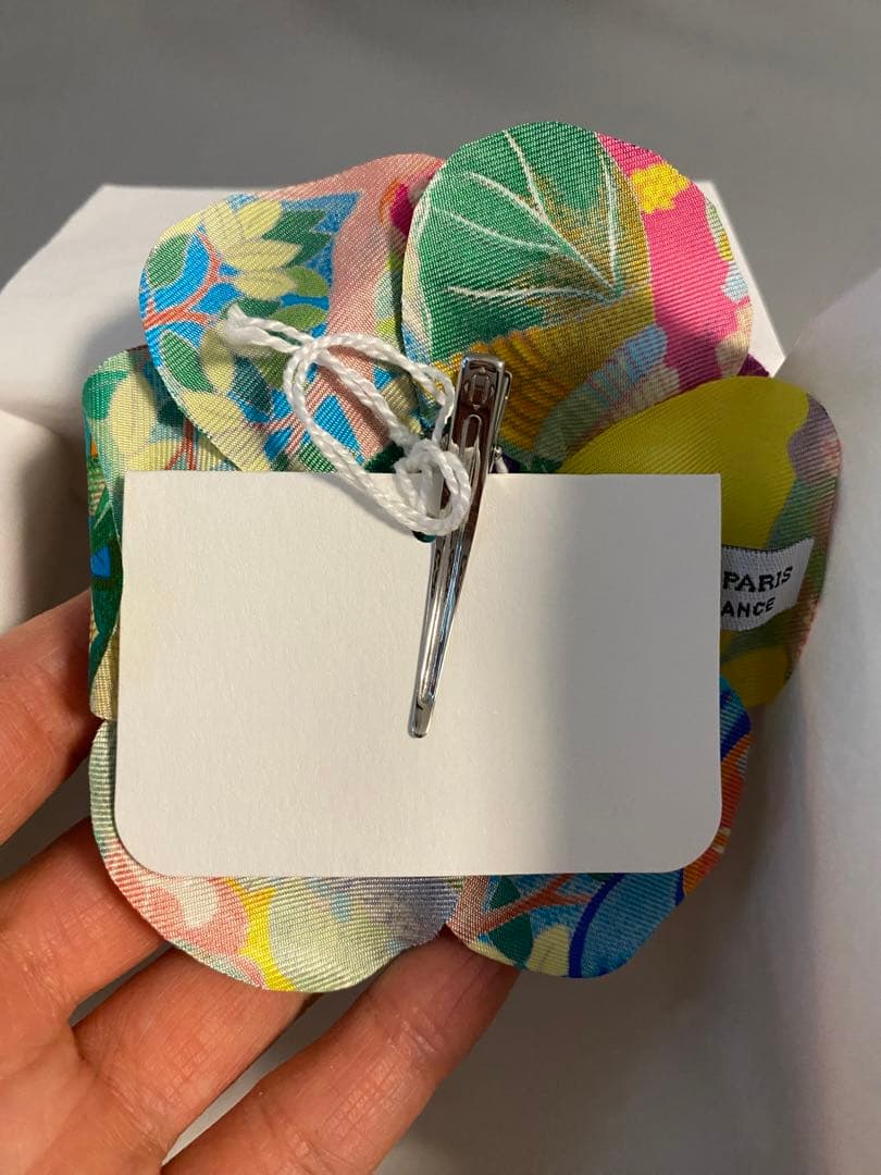 エルメス フラワーツイルコサージュ ヘアアクセサリー