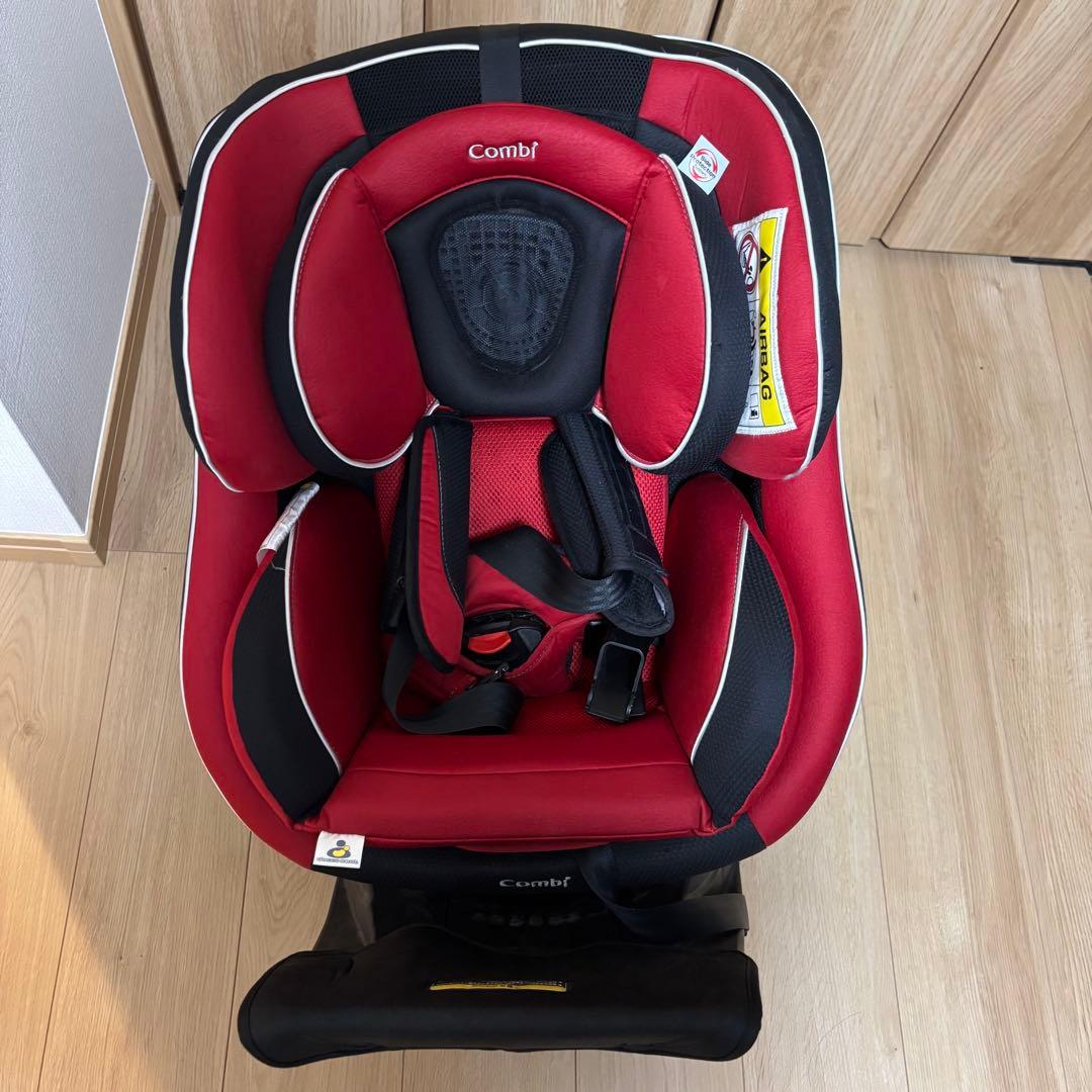 コンビ　チャイルドシート ネルーム ISOFIX エッグショック 新生児 レッド
