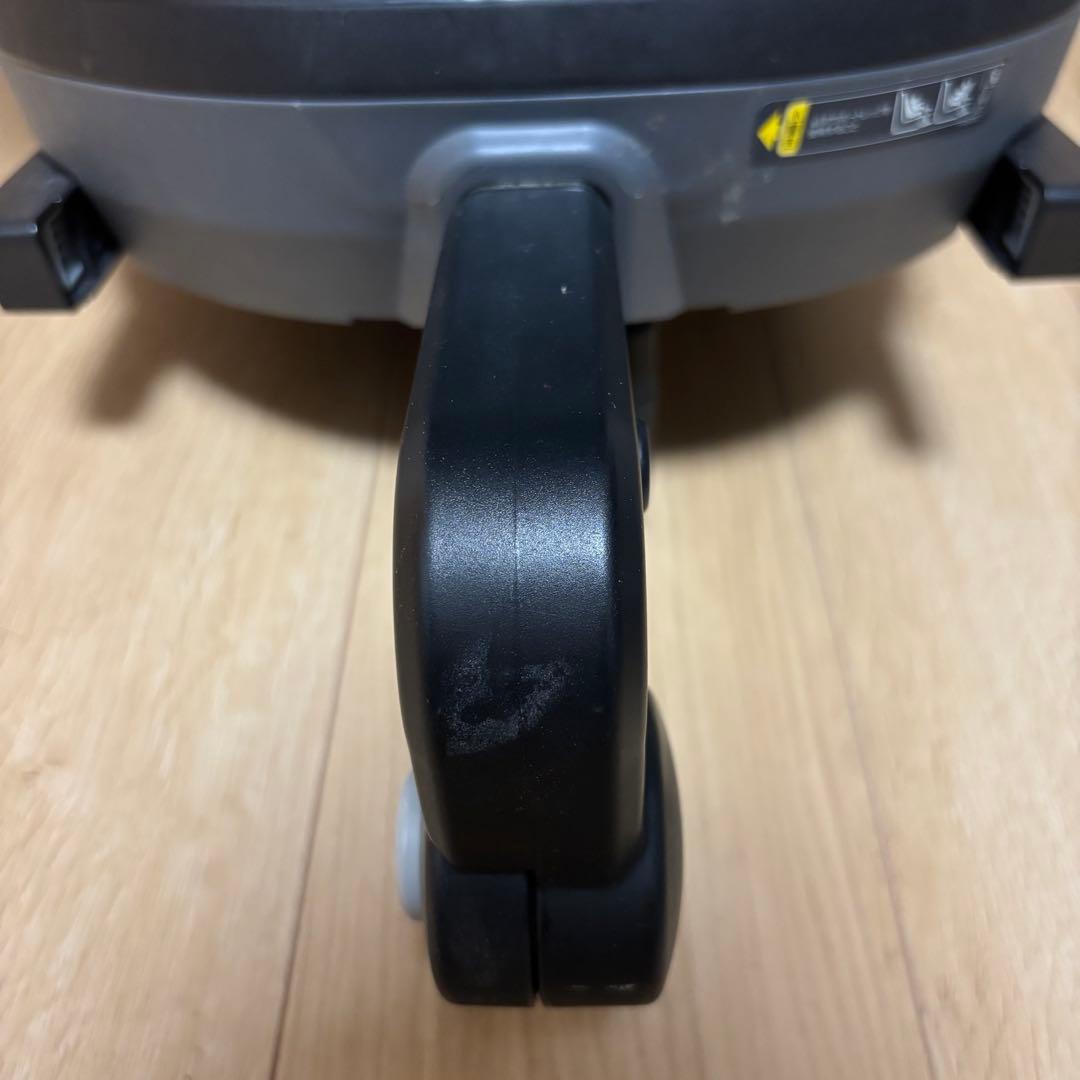 コンビ　チャイルドシート ネルーム ISOFIX エッグショック 新生児 レッド