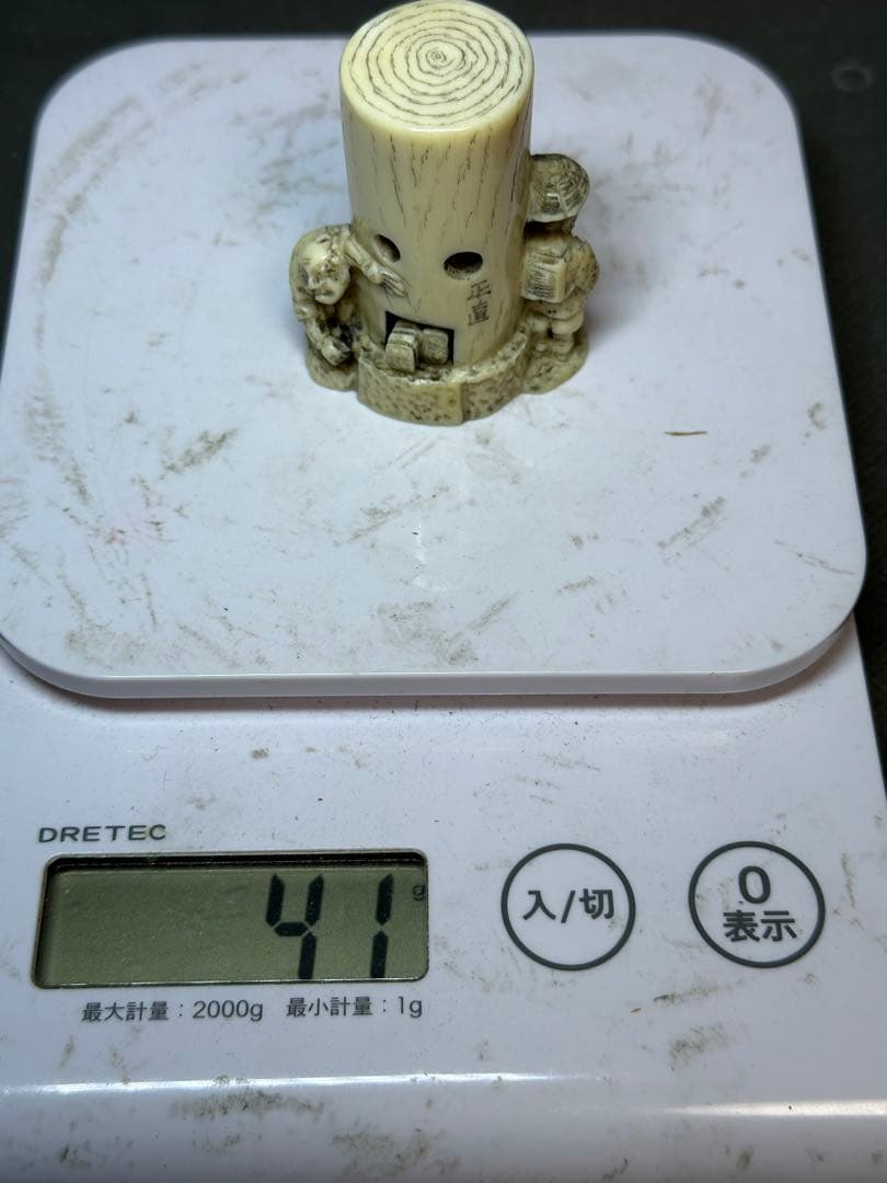 極上 根付 奈良 大仏柱 煙草 大彫刻 置物 細密細工 骨董 アンティーク在銘