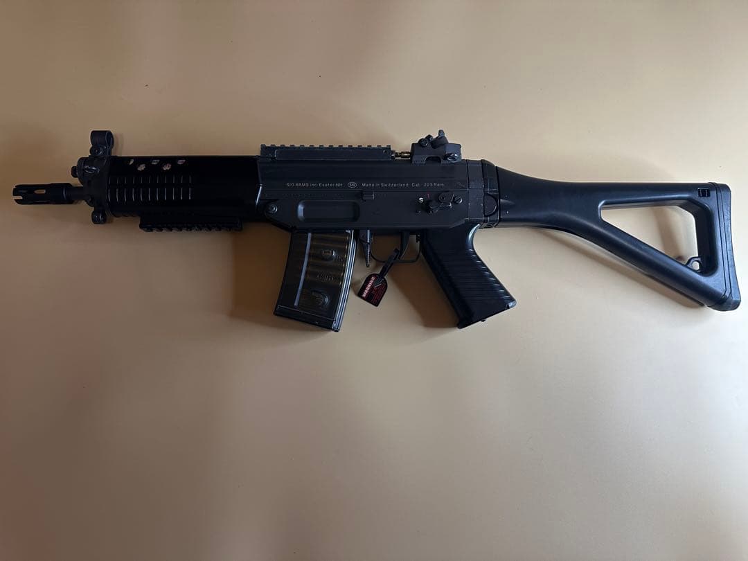 【セール】東京マルイ SIG 552 SEALS レール/ローダー/バッテリー付