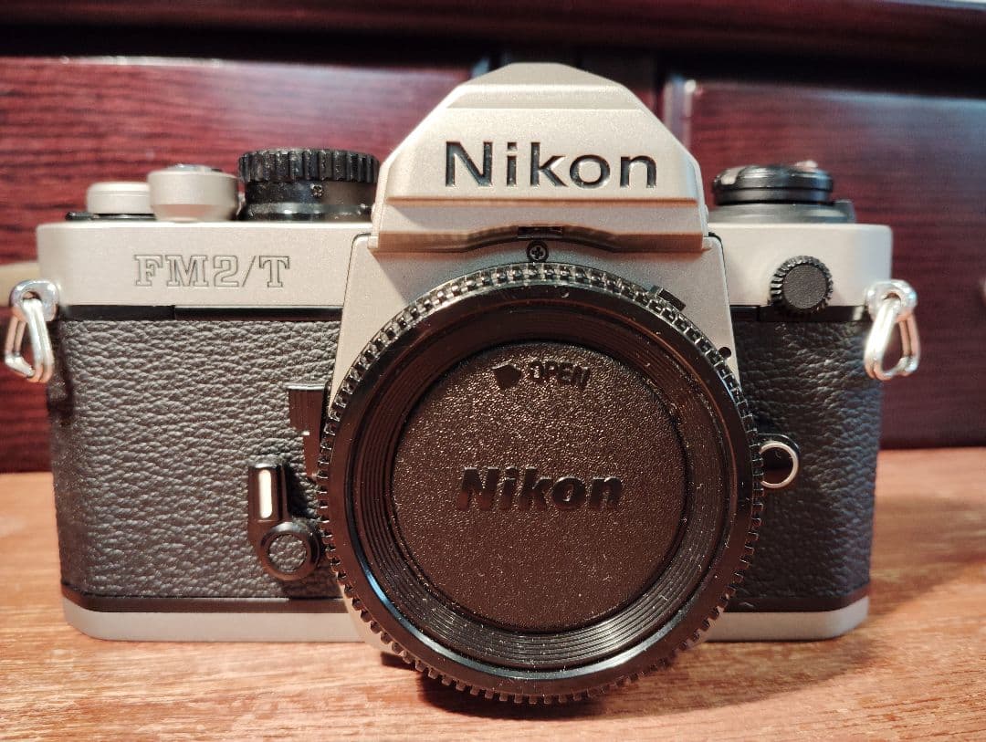 Nikon FM2/T フィルムカメラ Nikon New FM2/T（ニコン New FM2/T）のフィルムカメラ修理 | 東京