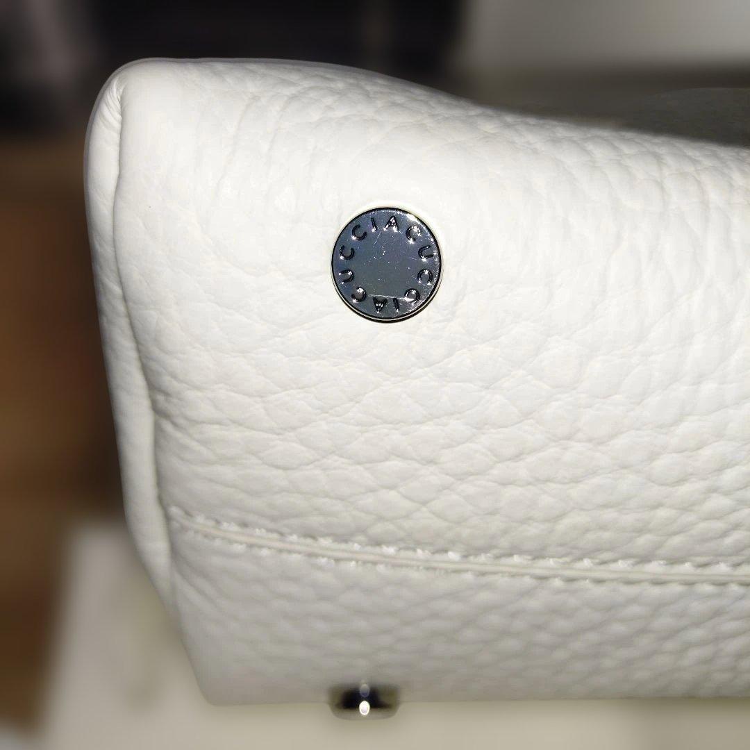 【極美品】IACUCCI ギブリ S　ハンドバッグ 希少カラー　ホワイト