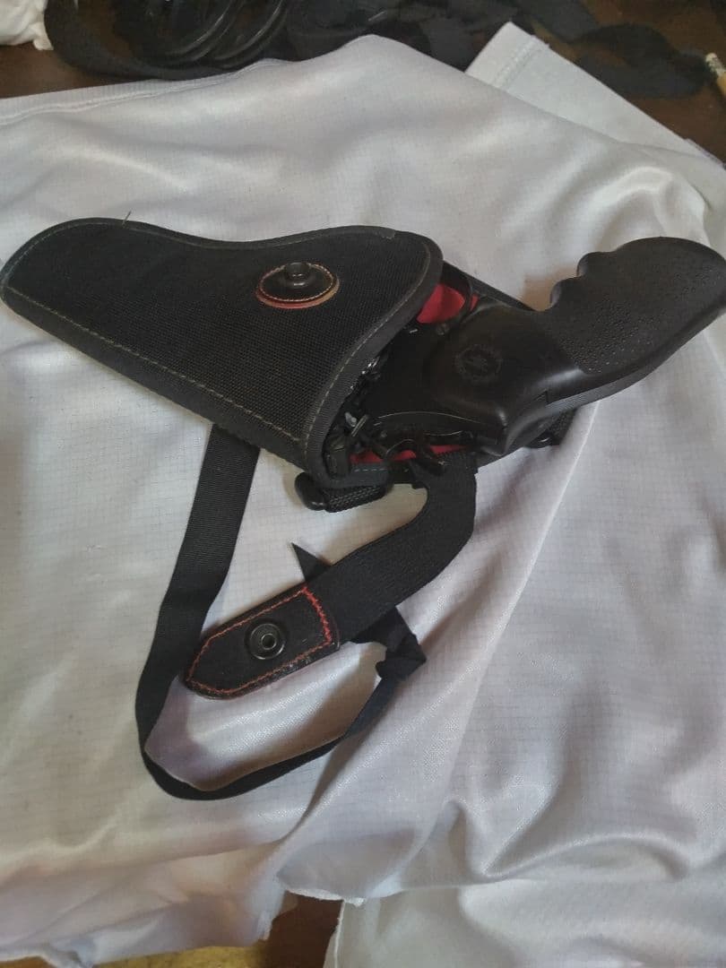 新年値下 ガスガン東京マルイS&W357マグナム ホルスター・ショルダーベルト付