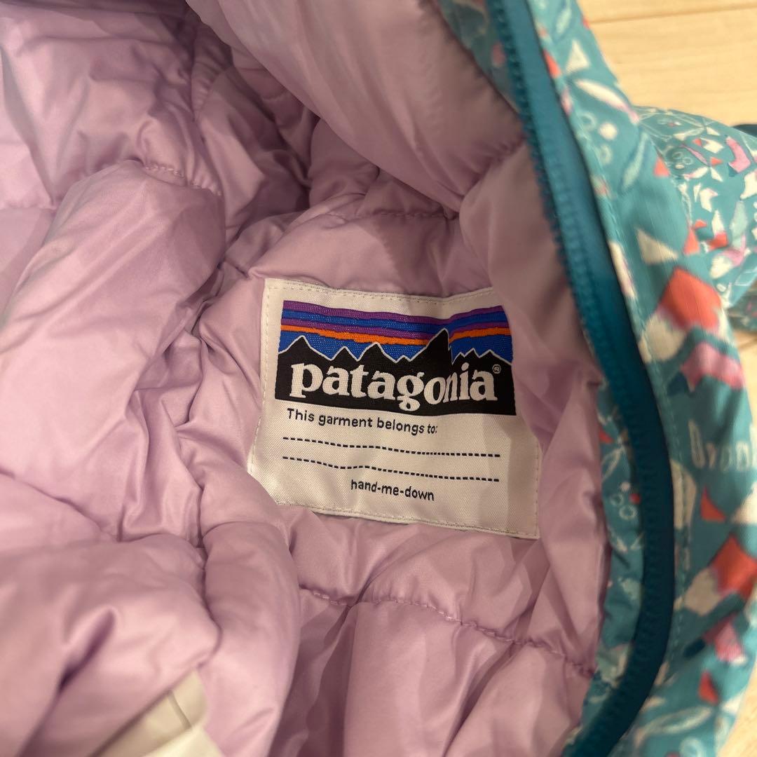 patagonia スキーウェア　フード付きスノースーツ 6-12M