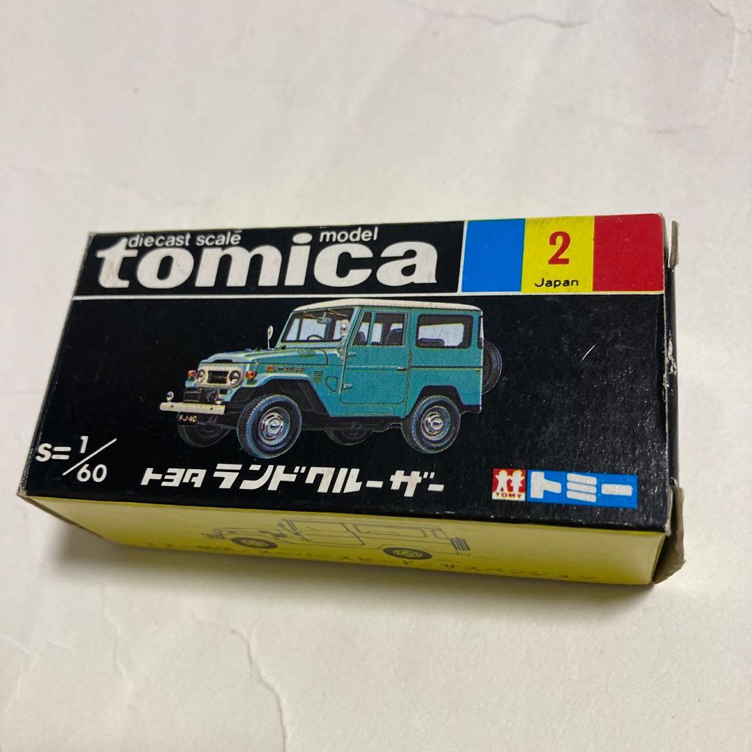 トミカトヨタラウンドクルーザーです。黒箱トミカマーク切り取り欠損。日本製