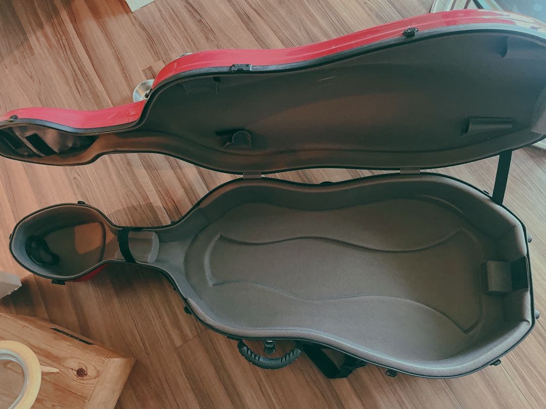 ドイツ製チェロ。ケース弓付き。784300円→558000円！！