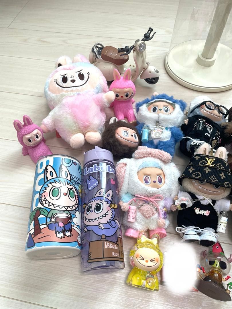 値下げ！ラブブ ケース付き まとめ売り 海外配信購入 タンブラーなど