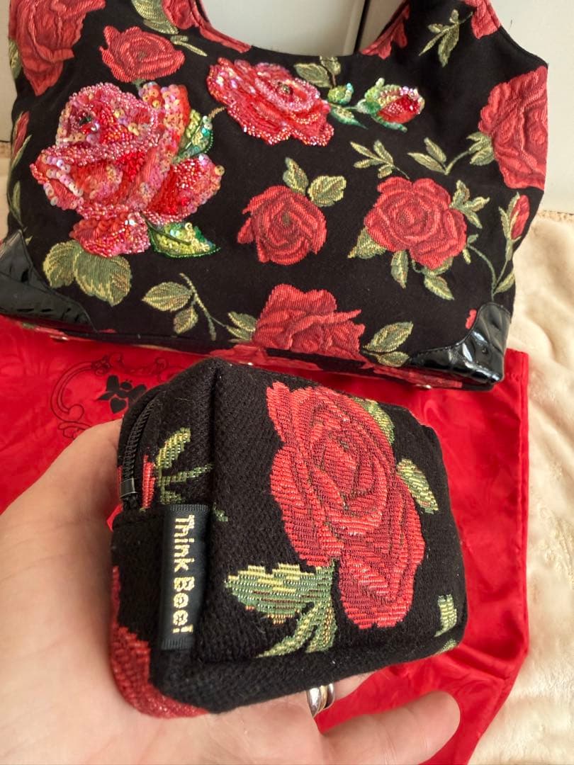 【美品】シンクビー！デラックスピンキーローズ ハンドバッグ&ポーチ