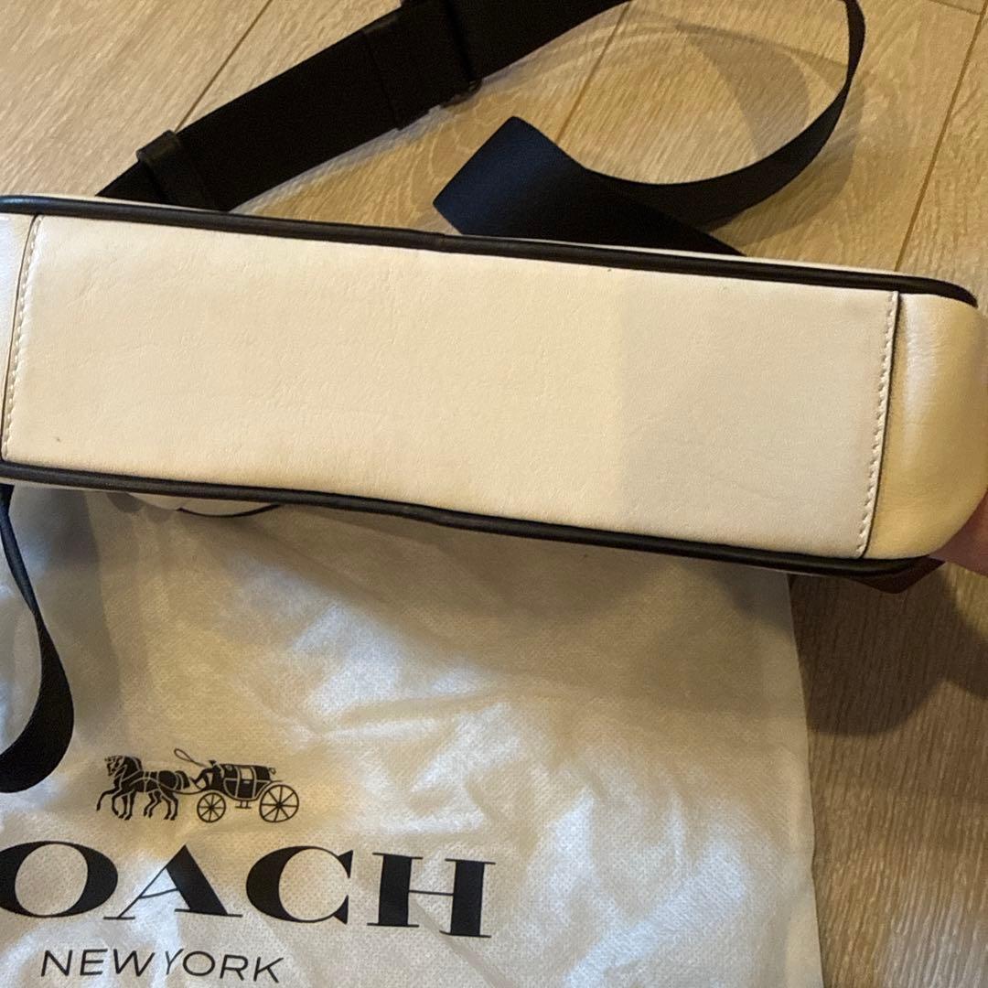 COACH ショルダーバッグ ホワイト/ブラック