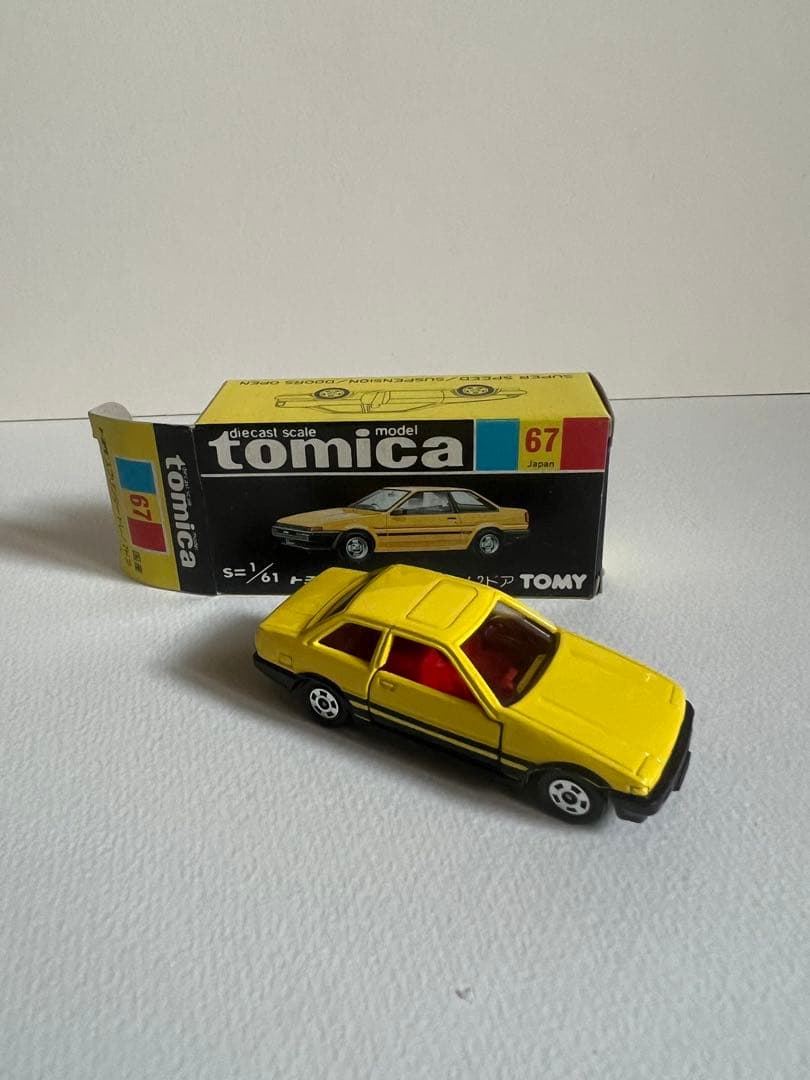 トミカミニカー　トヨタ　スプリンター2ドア