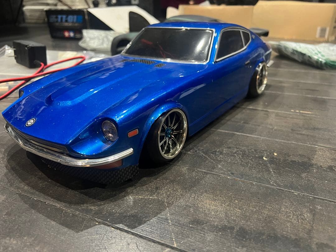 ラジコンカー 湾岸ミッドナイト？の組み合わせフェアレディ240Z