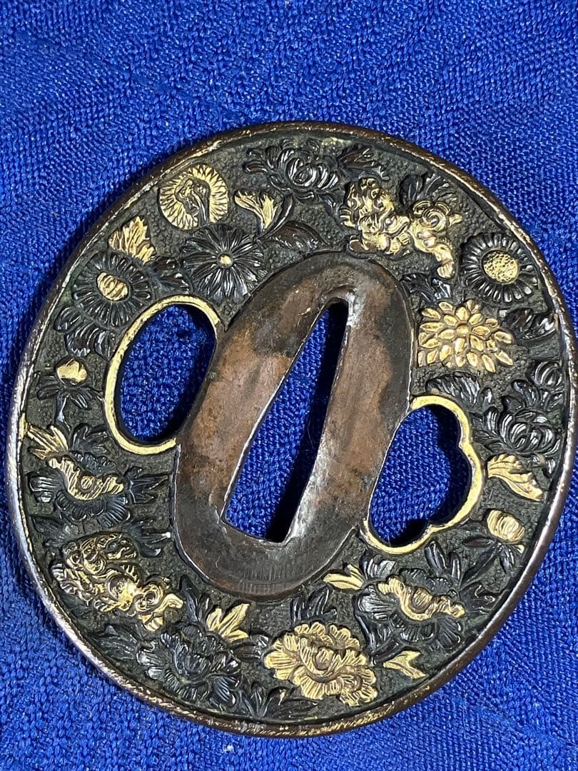 鍔　日本刀　金象嵌　獅子　牡丹　菊　銅鍔　時代物