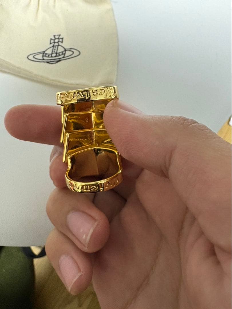 希少✨ヴィヴィアン　アーマーリング　リング　ホワイト　ゴールド