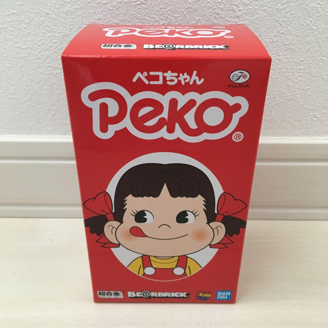 ベアブリック 新品超合金ペコちゃんフィギュア