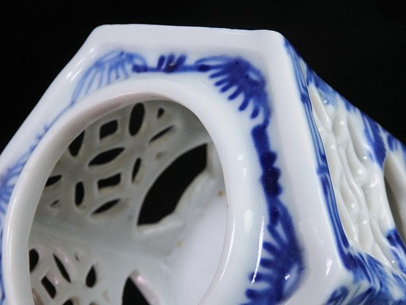 古伊万里　七宝紋透かし　六角大振盃台　ウランガラス付き　E473AS-fblk