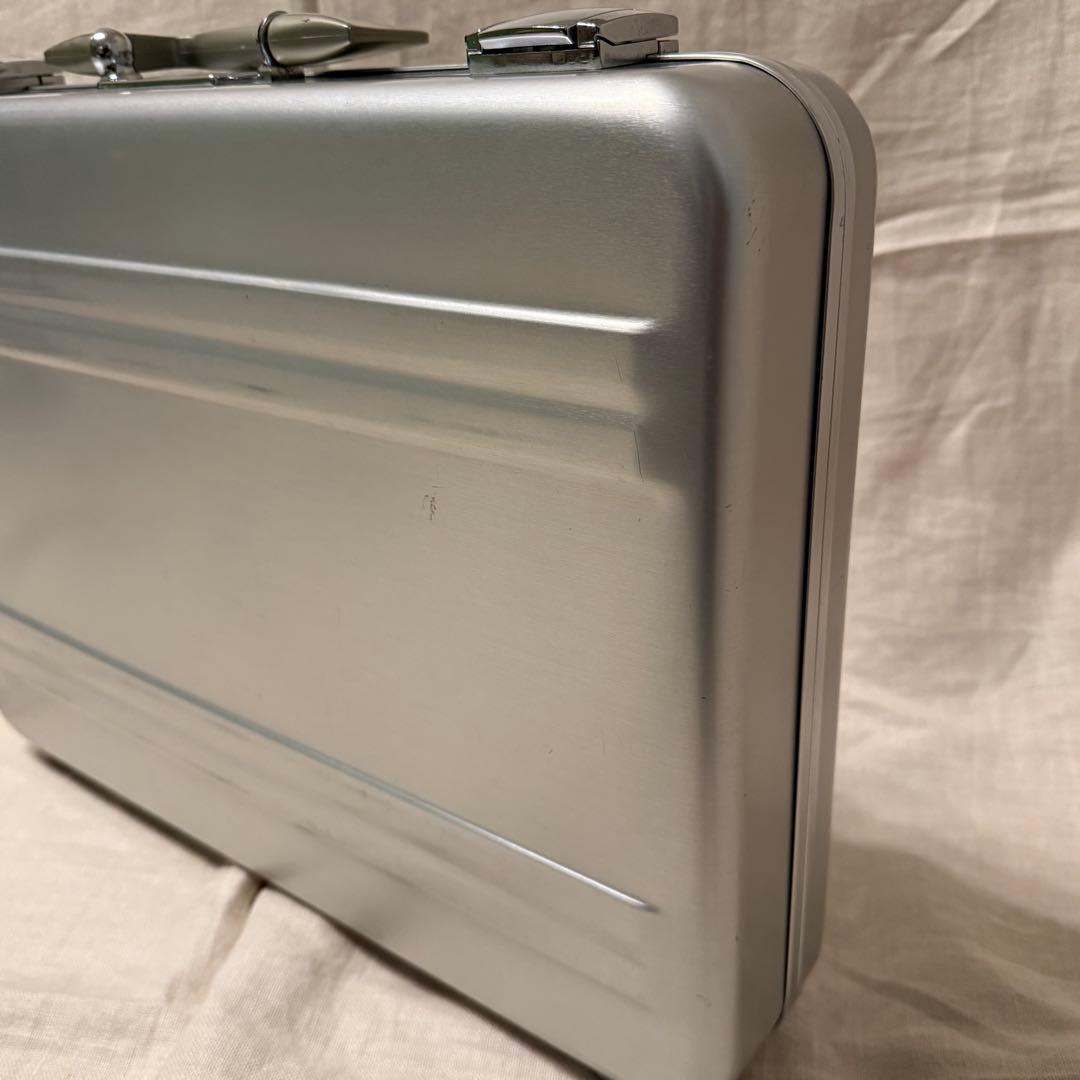 ゼロハリバートン エリート アタッシュケース ビジネスバッグ Elite