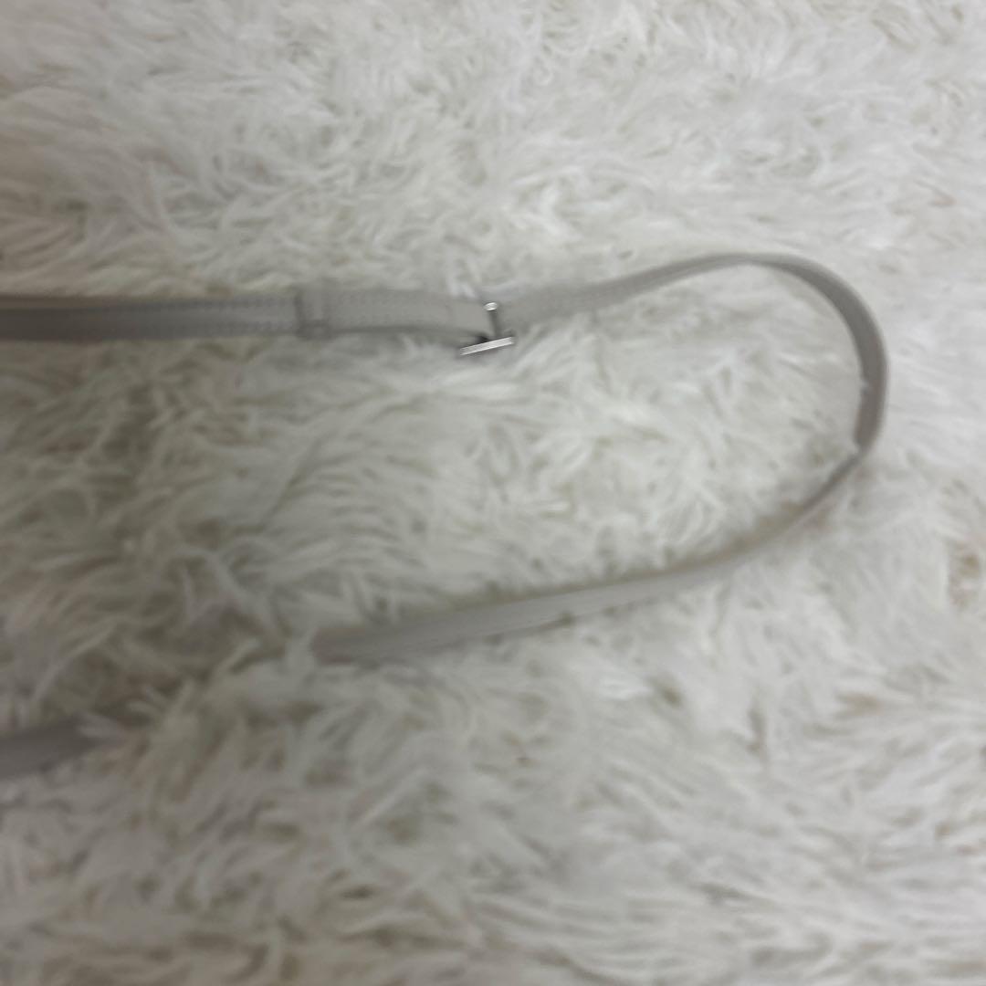 【極美品】VASIC CITY MINI ショルダーバッグ　白 アイボリー